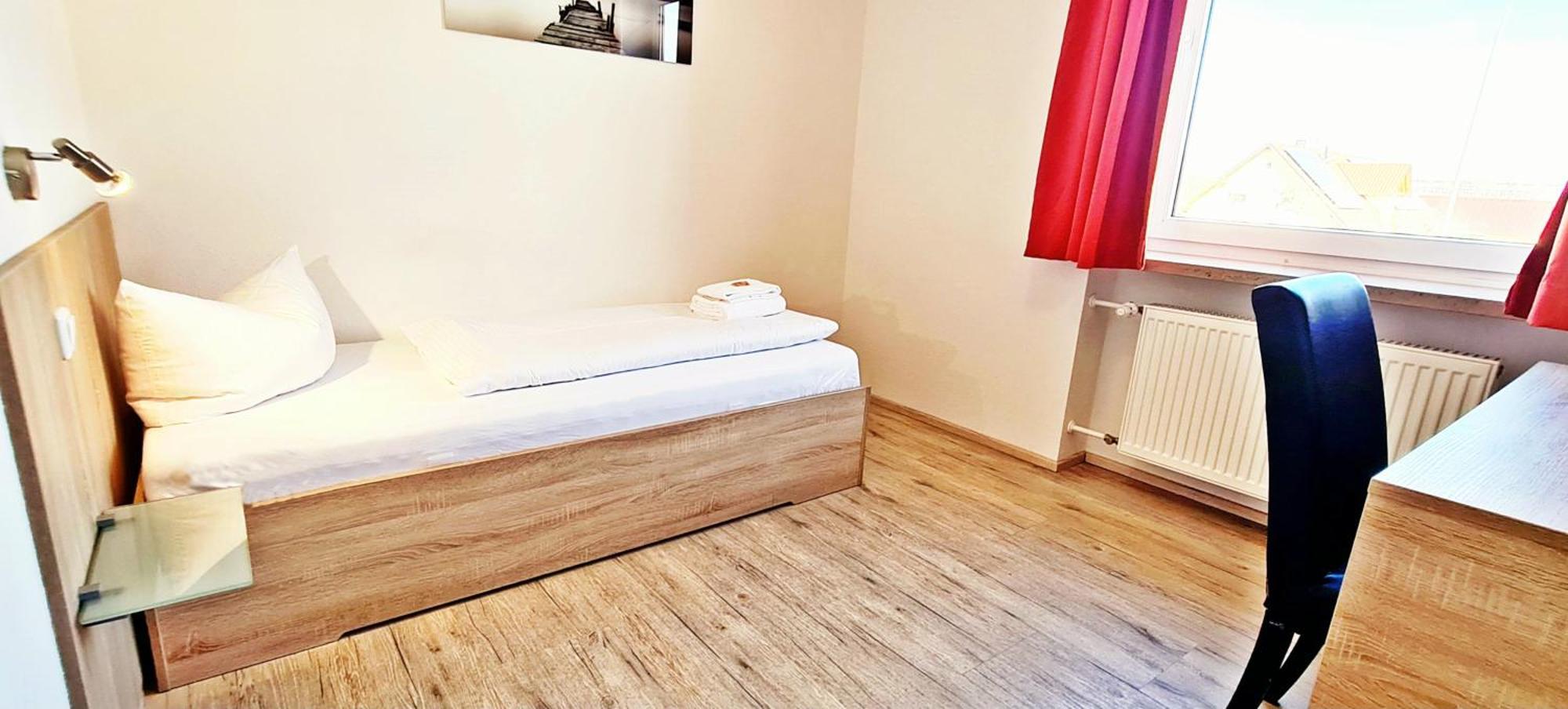 Hotel Krone Koenigsbrunn Luaran gambar